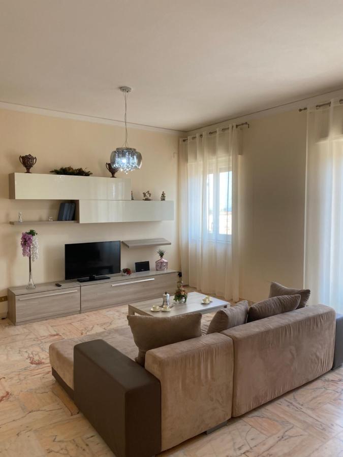 Nel Cuore Del Golfo Di Ognina Apartment Катания Екстериор снимка