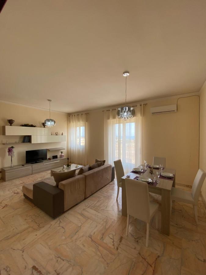 Nel Cuore Del Golfo Di Ognina Apartment Катания Екстериор снимка